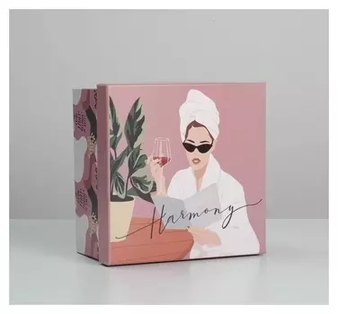 Коробка подарочная квадратная Girl, 18 × 18 × 9.5 см