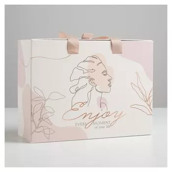 Коробка подарочная «Нежность», 30 × 22 × 10 см