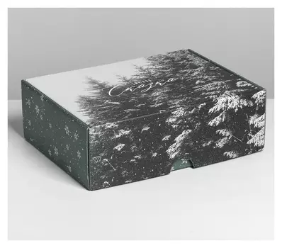 Коробка складная «Зимняя сказка», 30.7 × 22 × 9.5 см