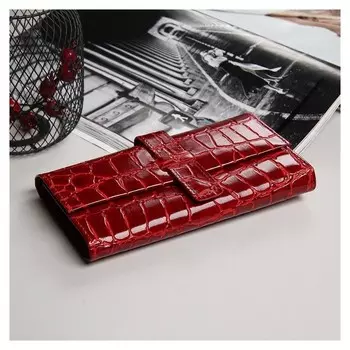 Кошелёк женский 2 отдела на клапане красный из кожи ската