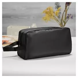 Косметичка дорожная, отдел на молнии, с ручкой, цвет чёрный