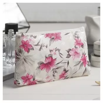 Косметичка простая, отдел на молнии, цвет белый