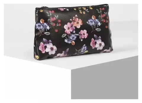 Косметичка простая, отдел на молнии Цветы