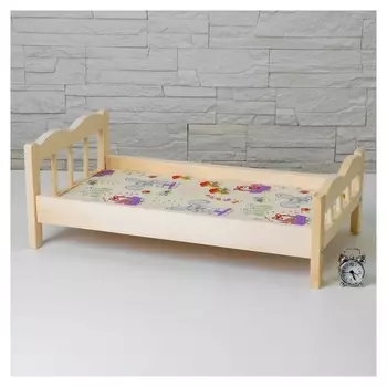 Кровать большая классическая