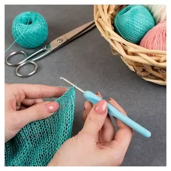 Крючок для вязания, с пластиковой ручкой, D = 2,5 мм, 14 см