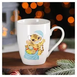 Кружка доляна «Новый год. тигрёнок с подарками», 350 мл, 11,3×8,5×10,5 см