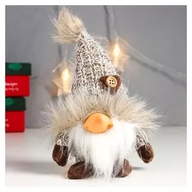 Кукла интерьерная "Дед мороз в вязанном колпаке с мехом" 16х9х7 см