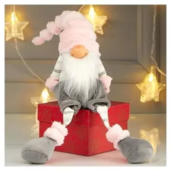 Кукла интерьерная Дедушка в сером комбинезоне и розовом колпаке