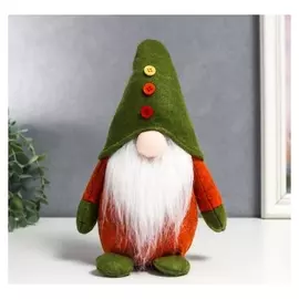 Кукла интерьерная "Гном в зелёном колпаке с пуговками" 24х15 см
