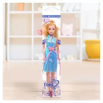 Кукла в платье