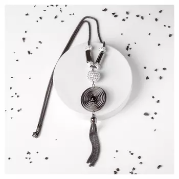 Кулон "Безумие" спираль, цвет бело-серый, L=70