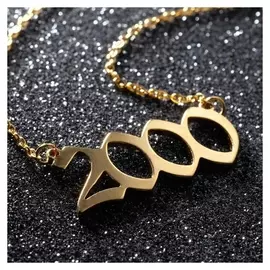 Кулон "Год рождения" 2000, цвет золото