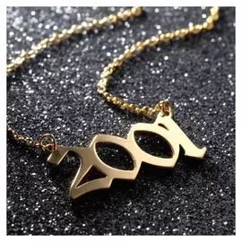 Кулон "Год рождения" 2001, цвет золото