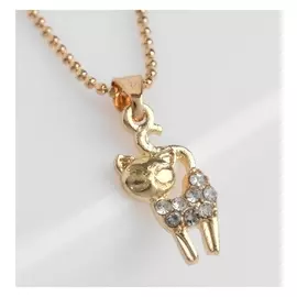Кулон "Кошечка" игривая, цвет белый в золоте, 45см