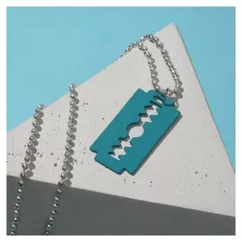 Кулон "Лезвие", цвет бирюзовый в серебре