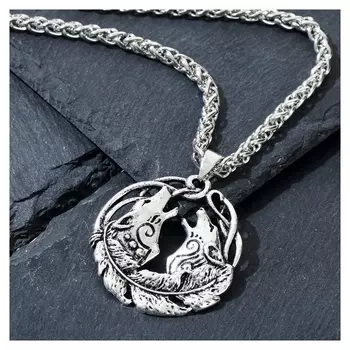 Кулон-оберег "Волки" воют на луну, цвет чернёное серебро, 50см