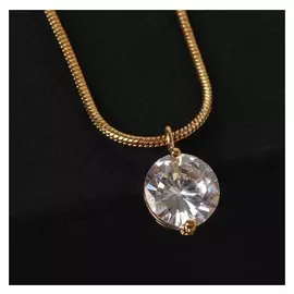 Кулон "Стразинка" в цапе, сияние, цвет белый в золоте, 40см