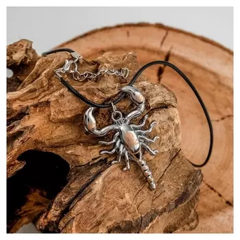 Кулон унисекс "Скорпион", цвет серебро, 48см