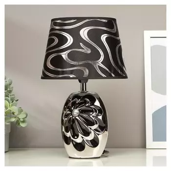 Лампа настольная "Цветущий пион"