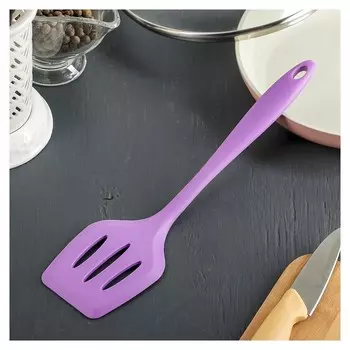 Лопатка «Фиалка», с отверстиями 29,5 см, цвет фиолетовый