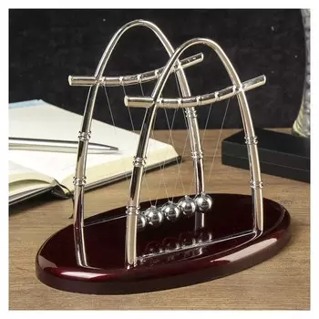 Маятник ньютона на овальной подставке, средний, цвет бордовый