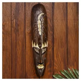 Маска дерево "Скорпион" 50х5х12 см