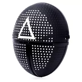 Маска «Треугольник», герой