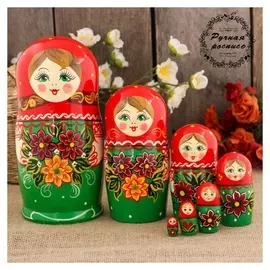 Матрёшка «Георгины», красный платок, 7 кукольная, 17 см