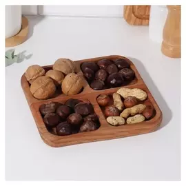 Менажница квадратная, бук 4 отсека D=20 см