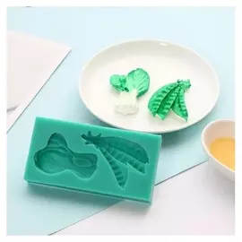 Молд силикон "Горошек и кольраби" 2 предмета 5,2х10,2 см