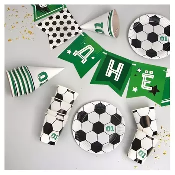 Набор бумажной посуды «С днём рождения, футболист», 6 тарелок, 1 гирлянда, 6 стаканов, 6 колпаков