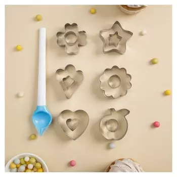 Набор кондитерский «Секрет», 13 предметов: ложка кондитерская, формы для печенья 12 шт