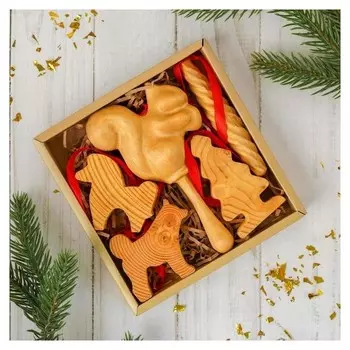 Набор ёлочных игрушек "Красный" 5 деталей