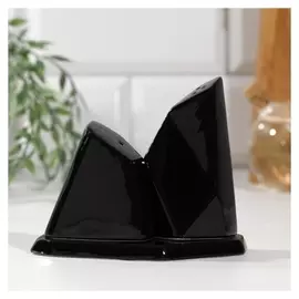 Набор солонка и перечница на подставке "Геометрия", черный, 13,5 х 10,5 см