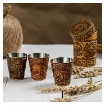 Набор стопок «Медведь», 3 шт, в футляре, 4,5×4,5×8 см, береста