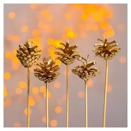 Новогодний декор «Букет золотых шишек»