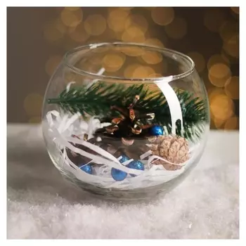 Новогодняя композиция «В стеклянном шаре»