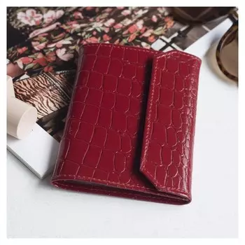 Обложка для автодокументов, крокодил, цвет красный 10,5х1х13,5 см