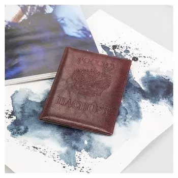 Обложка для паспорта, тиснение герб, цвет бордовый