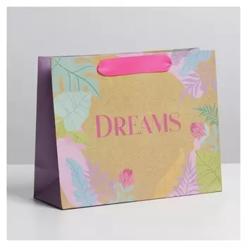 Пакет крафтовый подарочный Dreams, 22 × 17,5 × 8 см