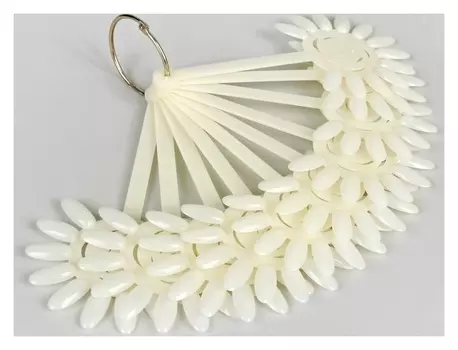 Палитра для лаков на кольце, 10 шт по 12 ногтей, цвет слоновая кость