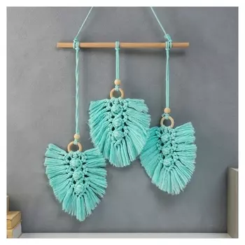 Панно настенное в технике макраме "Три листочка на веточке" берюза 55х42 см