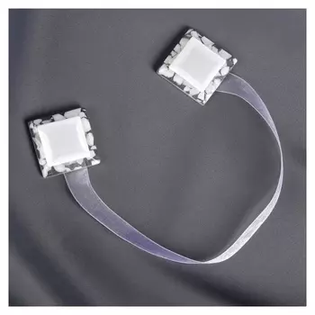 Подхват для штор «Квадрат», 3,5 × 3,5 см, цвет белый