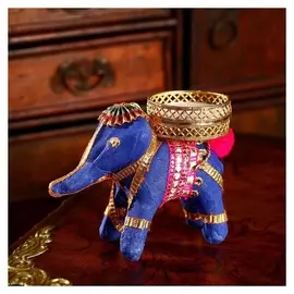 Подсвечник дерево "Восточный слон" 6,2х4х9 см