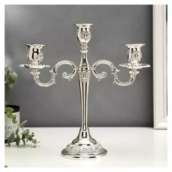 Подсвечник металлический на 3 свечи Медальон