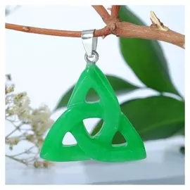 Подвеска трикветр "Хризопраз"