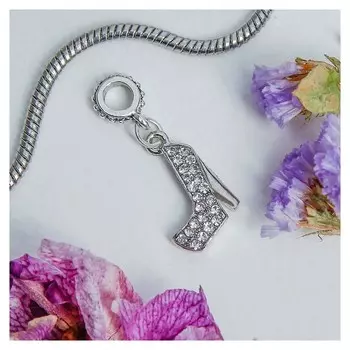 Подвеска "Туфелька", цвет белый в серебре