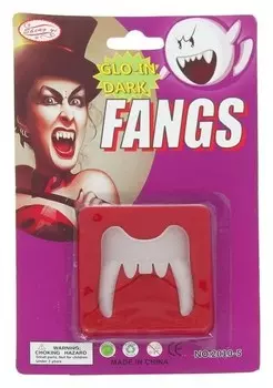 Прикол «Зубы вампира»