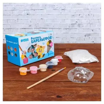 Роспись барельефов из гипса "Веселые друзья"