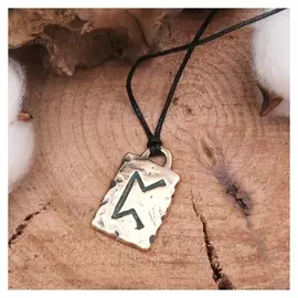 Руна из ювелирной бронзы № 14 перто